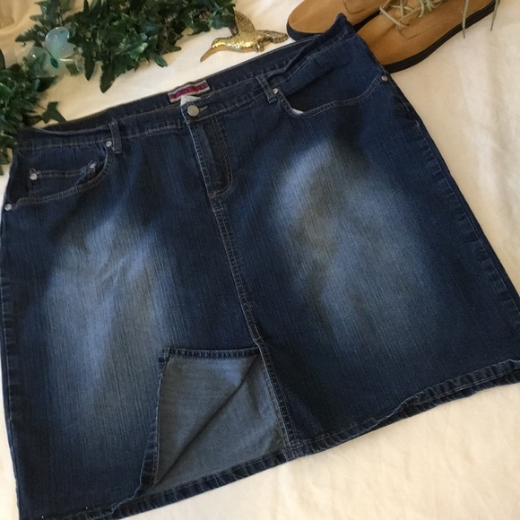 Z. Cavaricci Faded Blue Jean Skirt - Picture 1 of 8